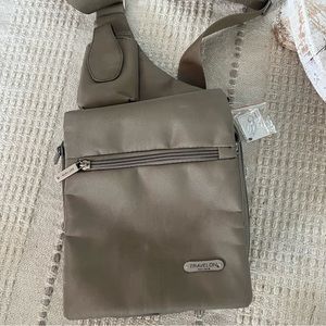 Net Travelon Sling back Crossbody Bag